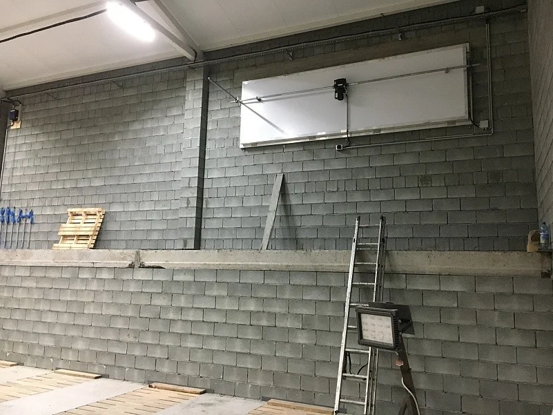 Motorized insulated ventilation damper in the closed position in a potato storage project