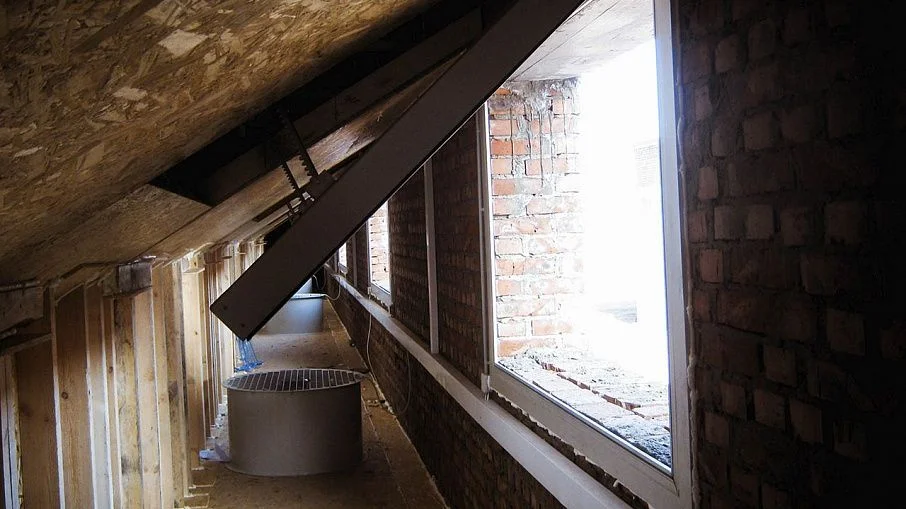 Reverse air damper installation for vegetable storage ventilation 2